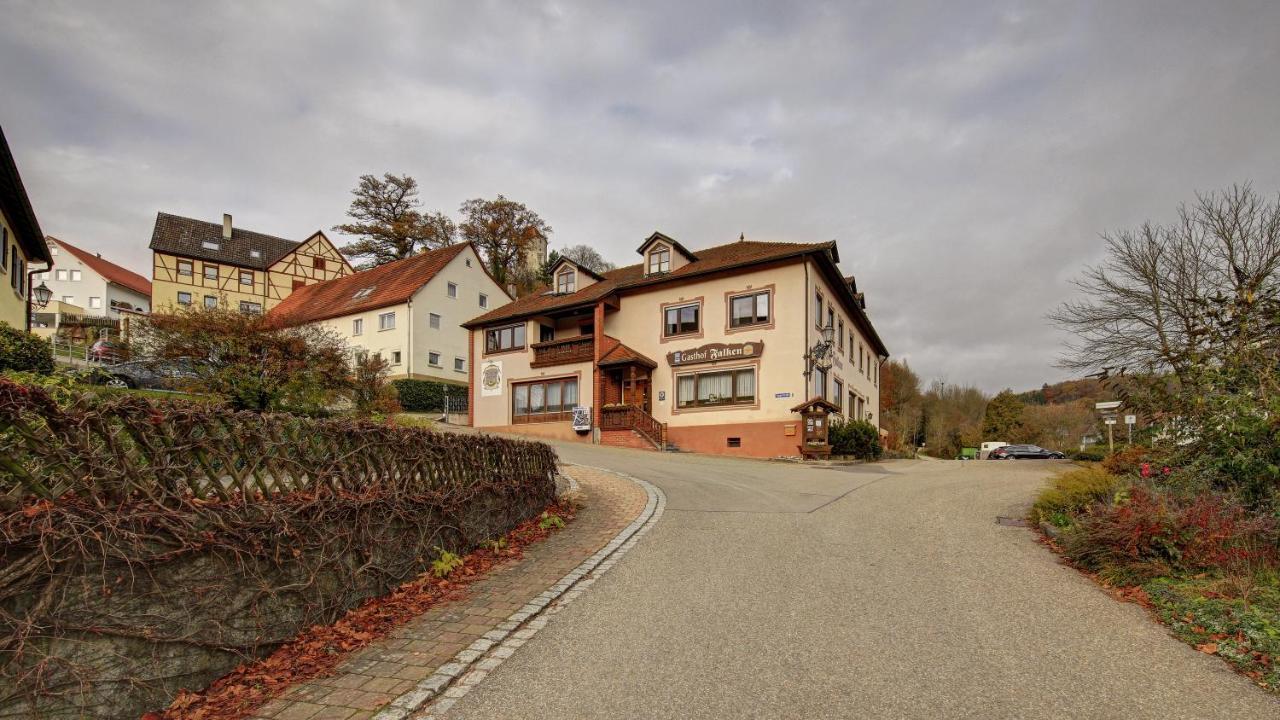 Huttlingen Landgasthof Falken מראה חיצוני תמונה