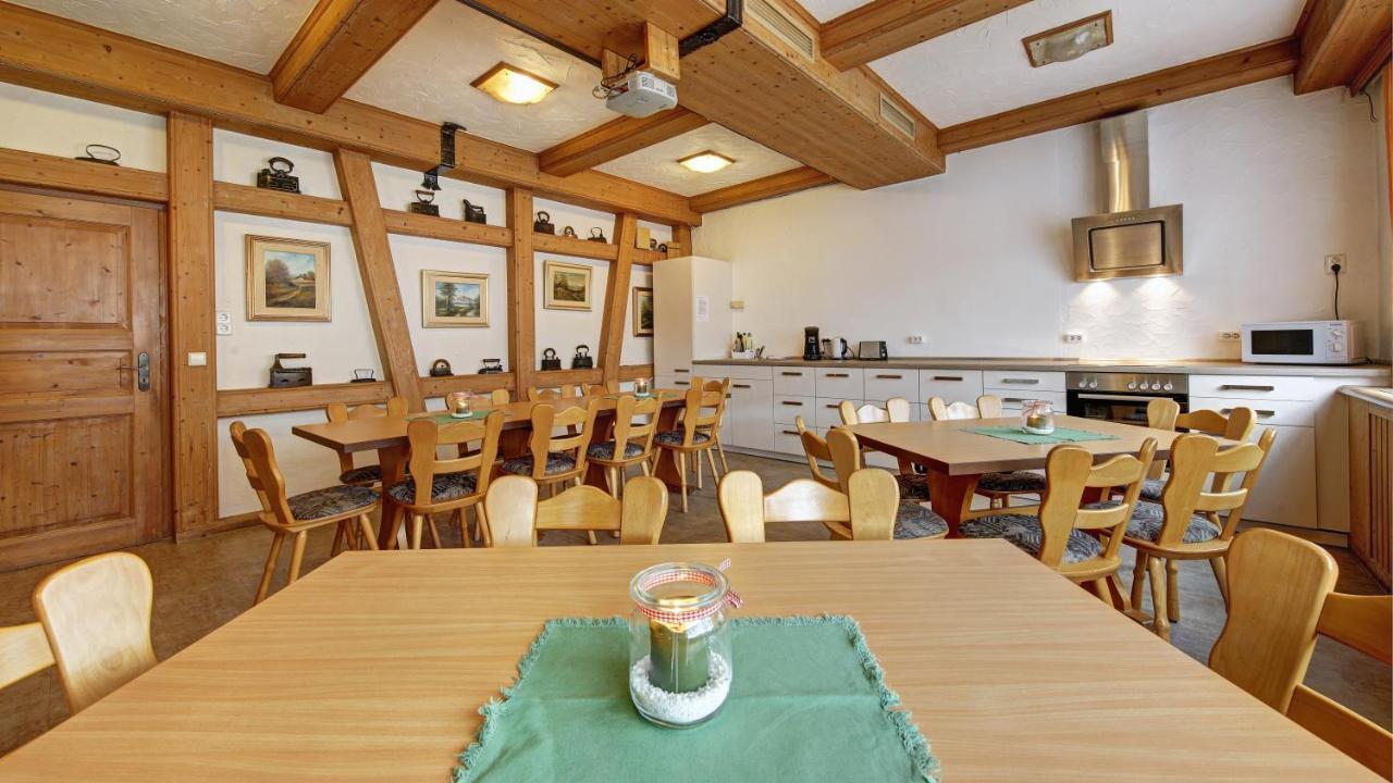Huttlingen Landgasthof Falken מראה חיצוני תמונה